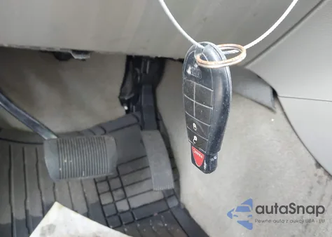 2011 Jeep Grand Cherokee Laredo z USA, uszkodzony, nr VIN 1J4RR4GGXBC712972